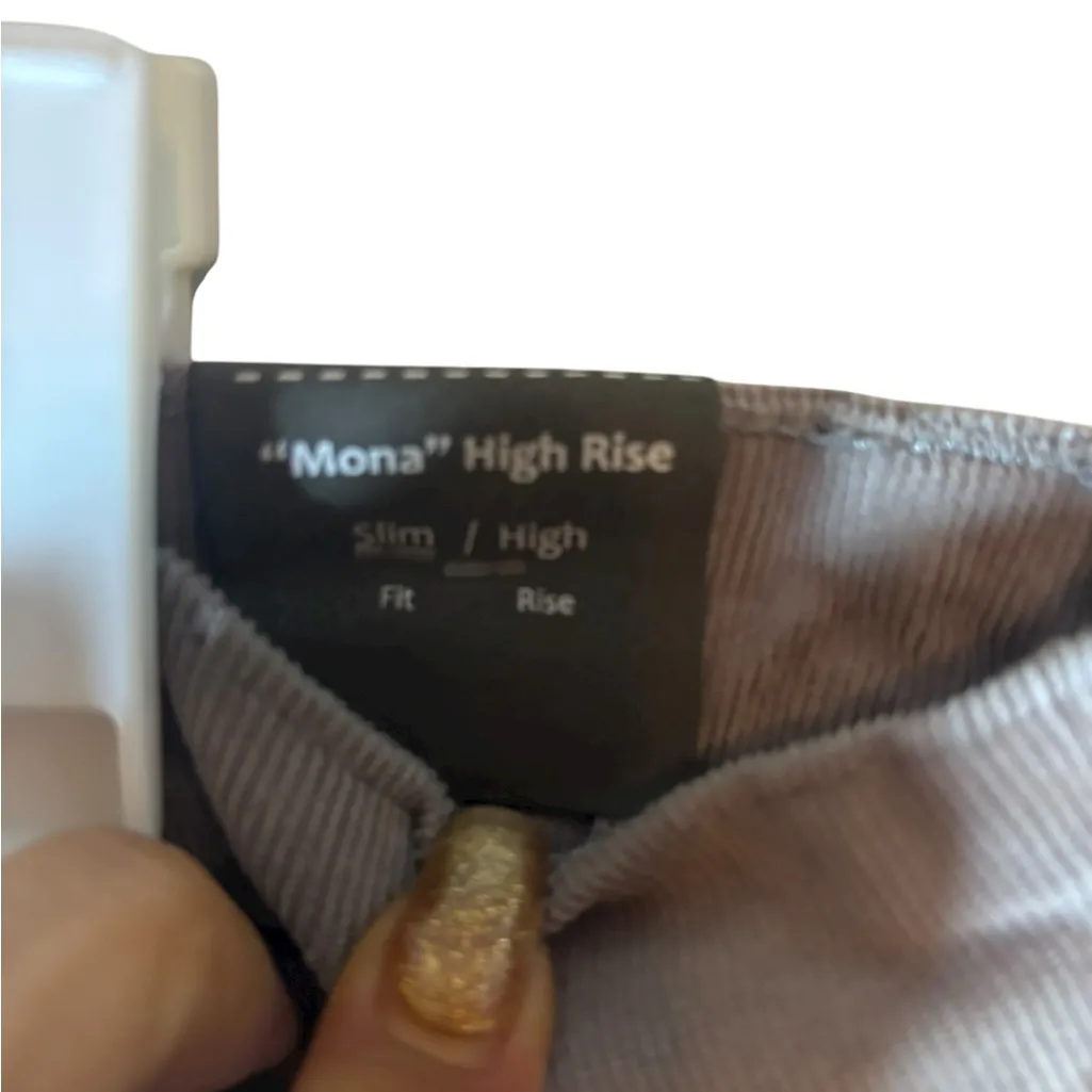 Tractr “Mona” High Rise Crop Corduroy Pants Womens 10/30 NWT Gray - Image 5