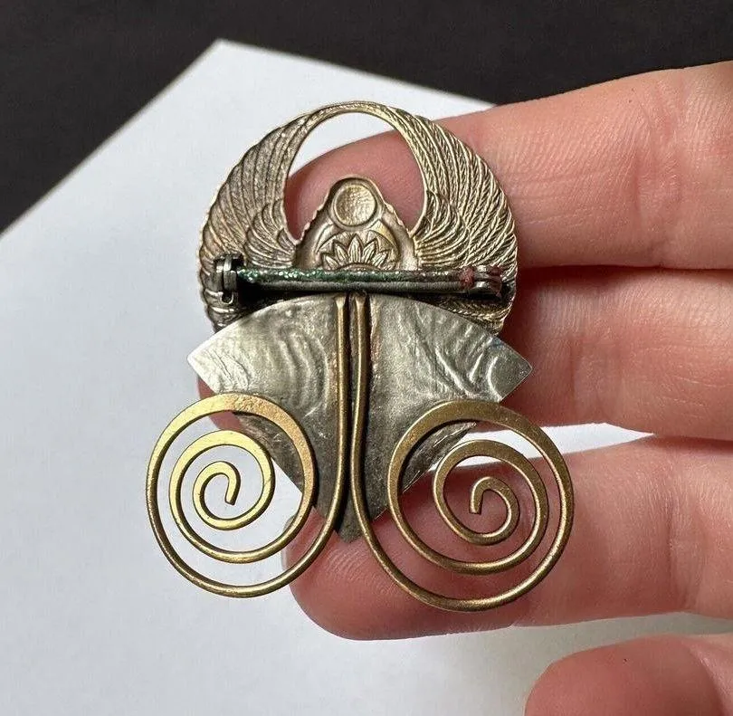 Hand Crafted Metal Scarab Style Winged Beetle Bronze And Silver Tone Brooch Pin Gold - Image 6