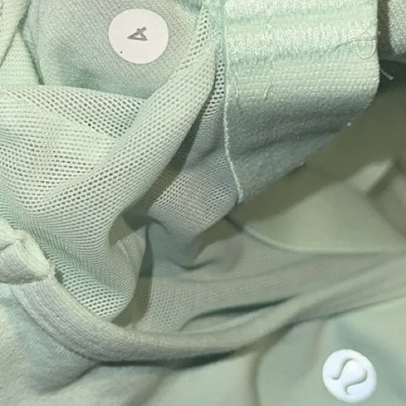 Lululemon razor back tank lime green Womens 4 - Image 4