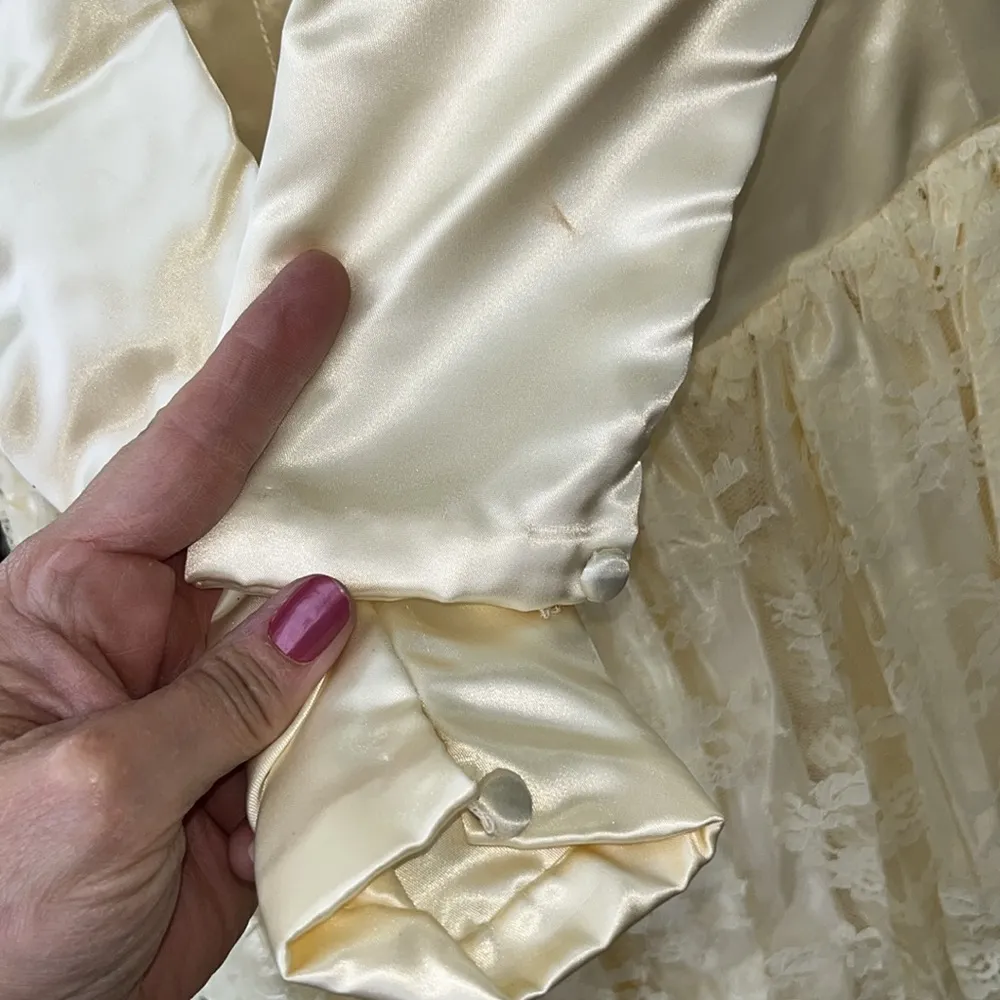 Vintage 50s wedding dress • ivory dress • vintage wedding • lace satin - Image 10