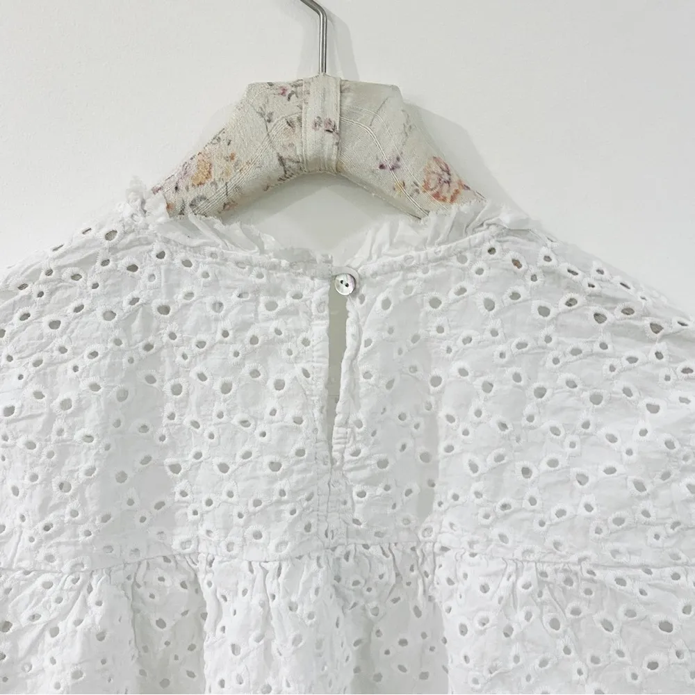 Velvet by Graham Spencer 100% cotton eyelet blouse w/ flare exaggerated sleeves White Size XS - Image 8