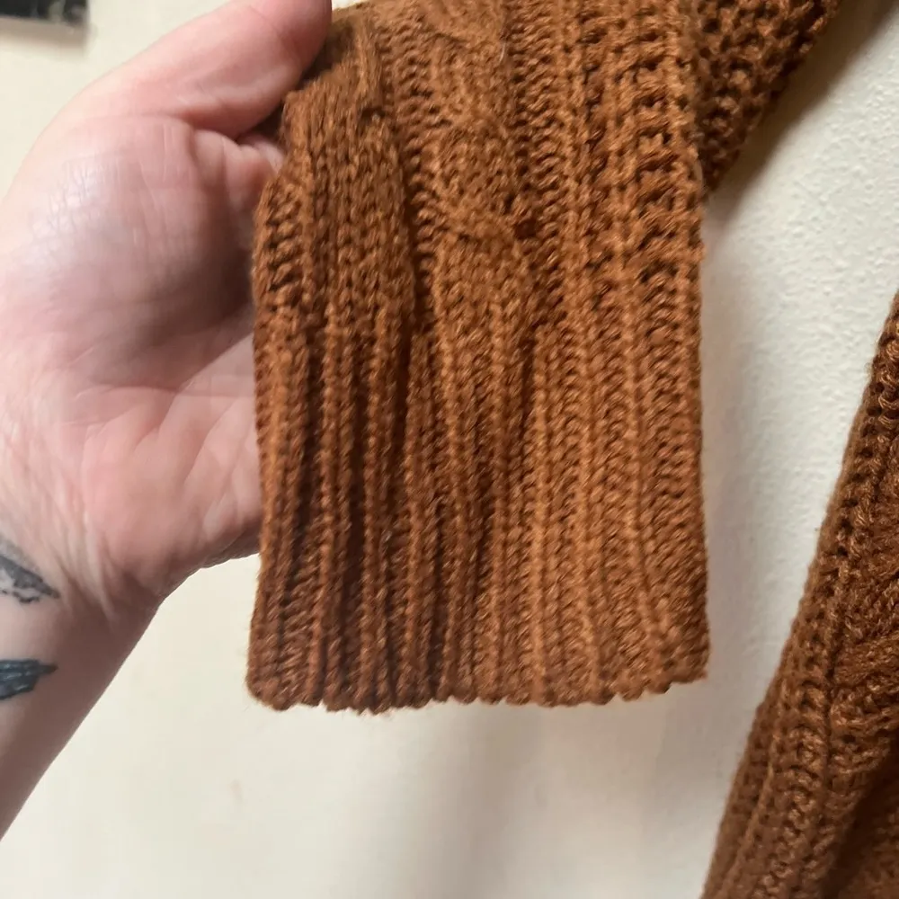 Love Change Italy Mocha Brown Knit Sweater | Lace - Image 4