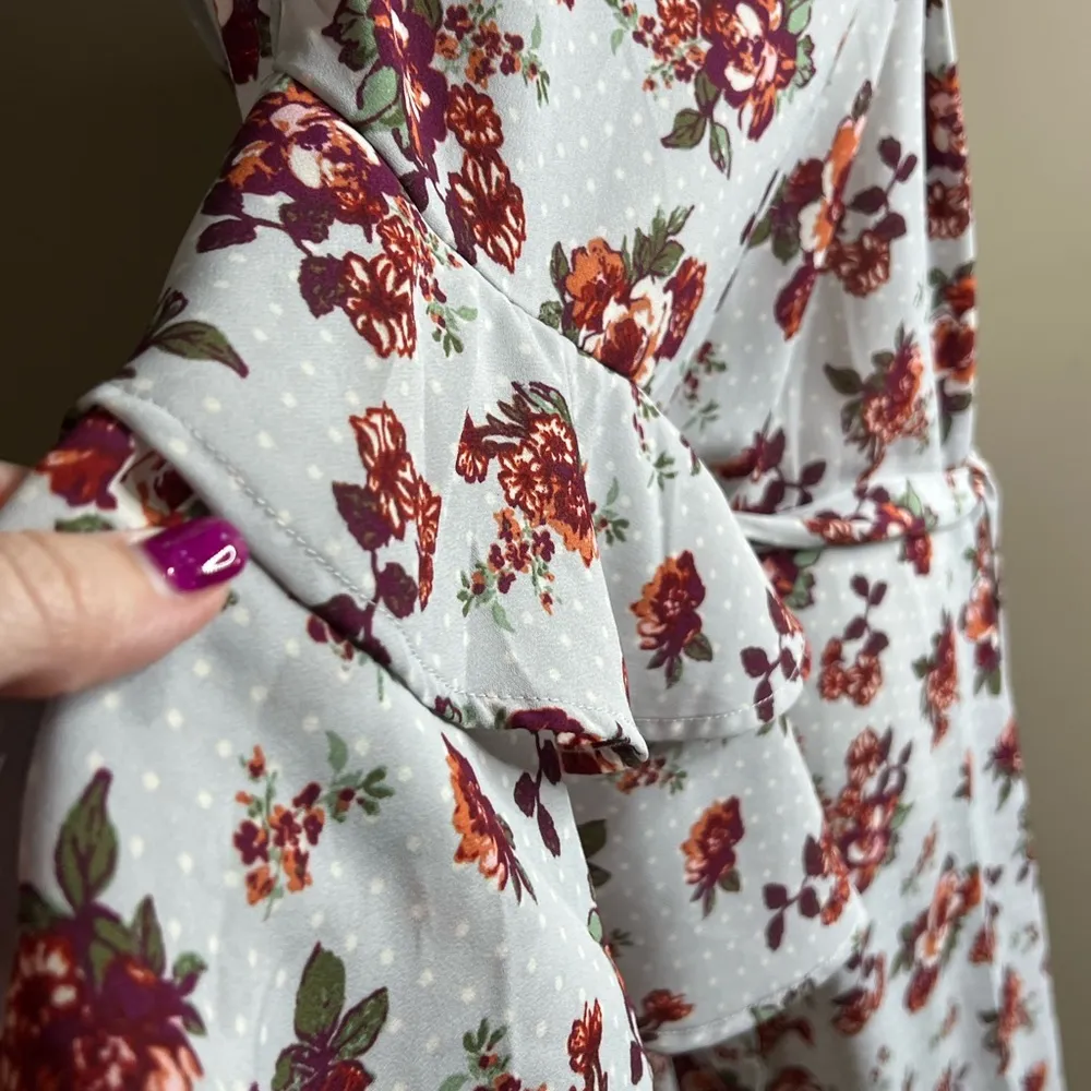 Floral Kimono with Ruffle Sleeves - Image 6