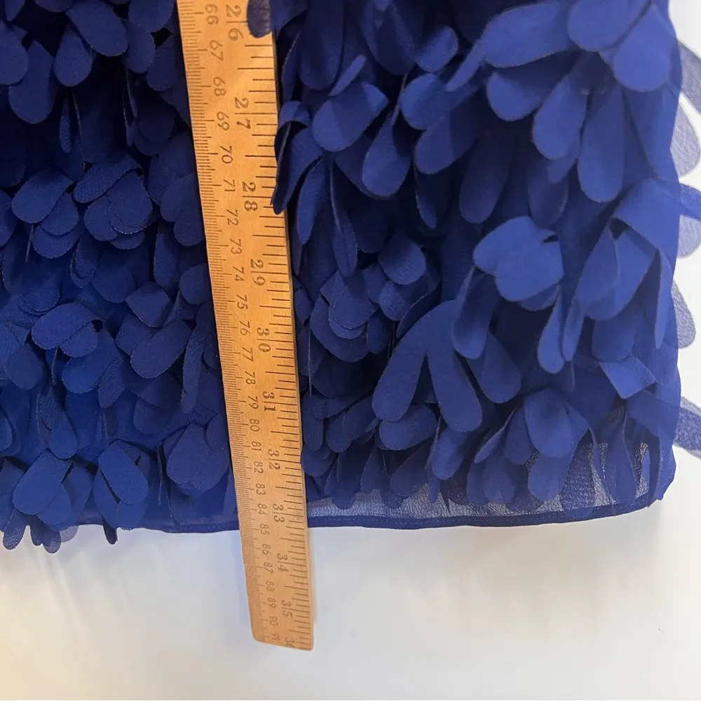 Gracia 3D blue petal dress with side zip closure size medium - Image 10