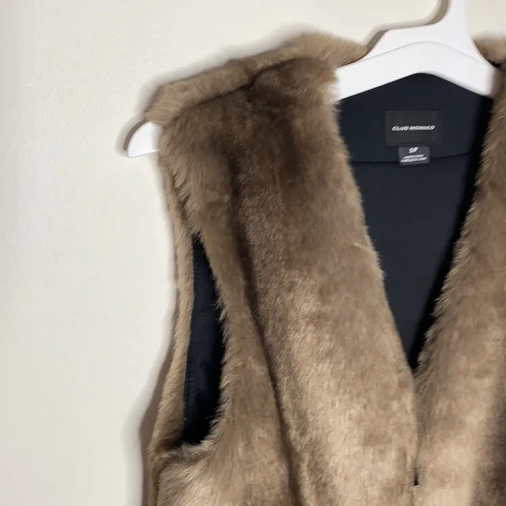 Club Monaco Natasha Faux Fur bomber vest size S - Image 7