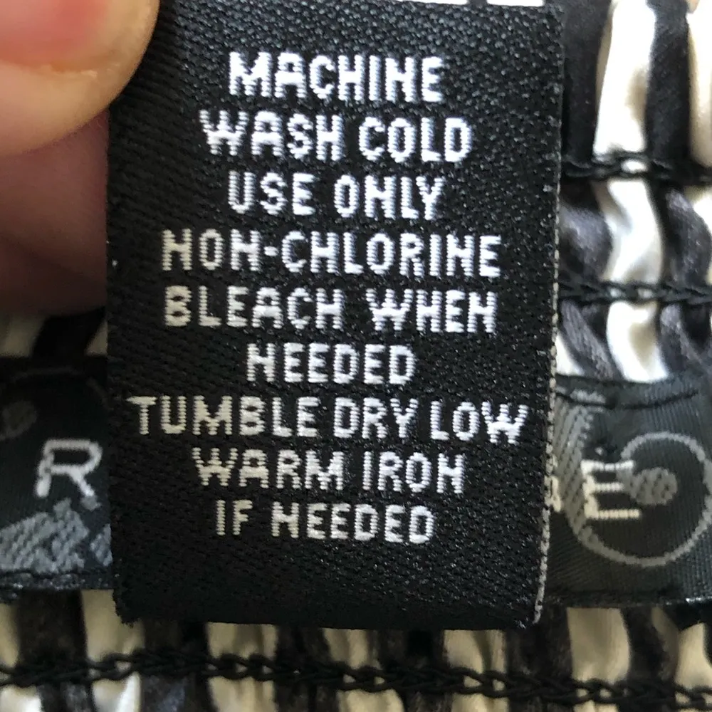 Rampage black and cream strapless top size small - Image 4