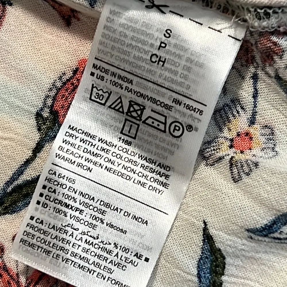 Old Navy womens small off the shoulder top floral print short sleeve casual wear - Image 6