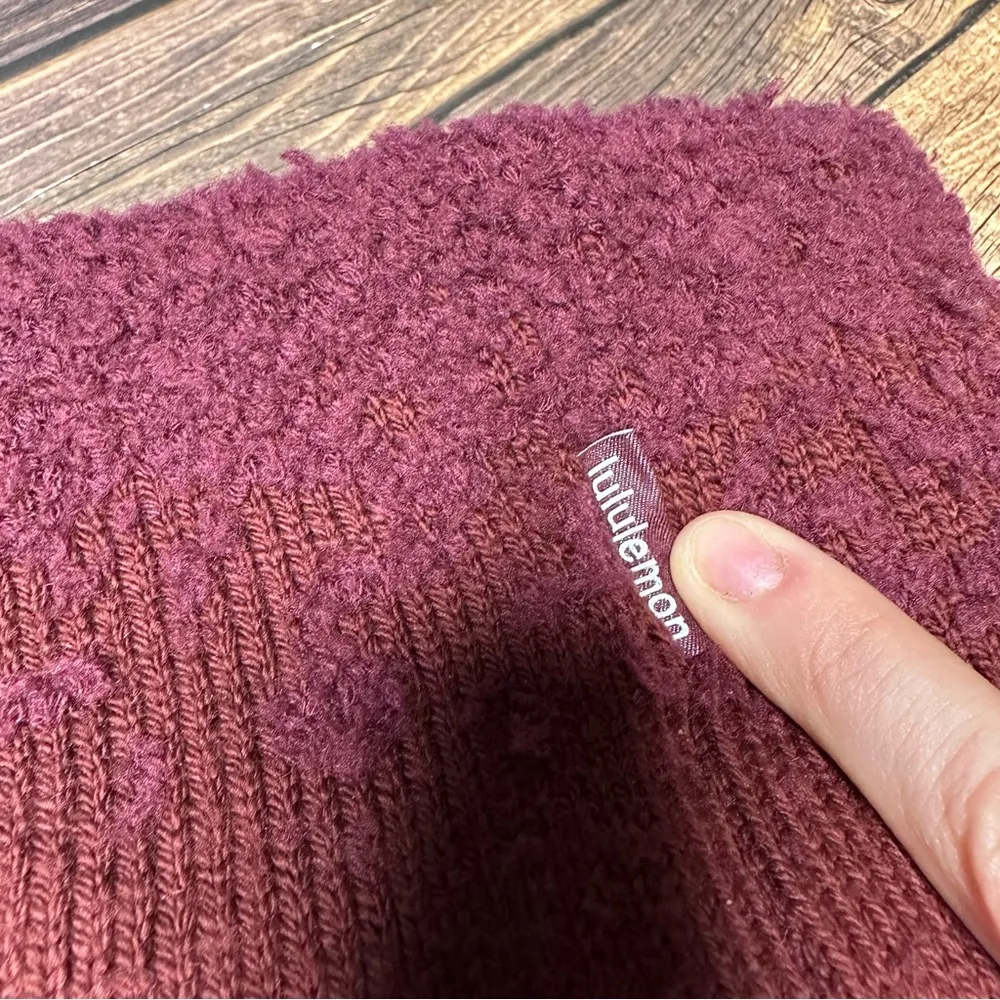 Ombre Knit Textured Ear Warmer NWT ONE SIZE (Red Merlot) - Image 5