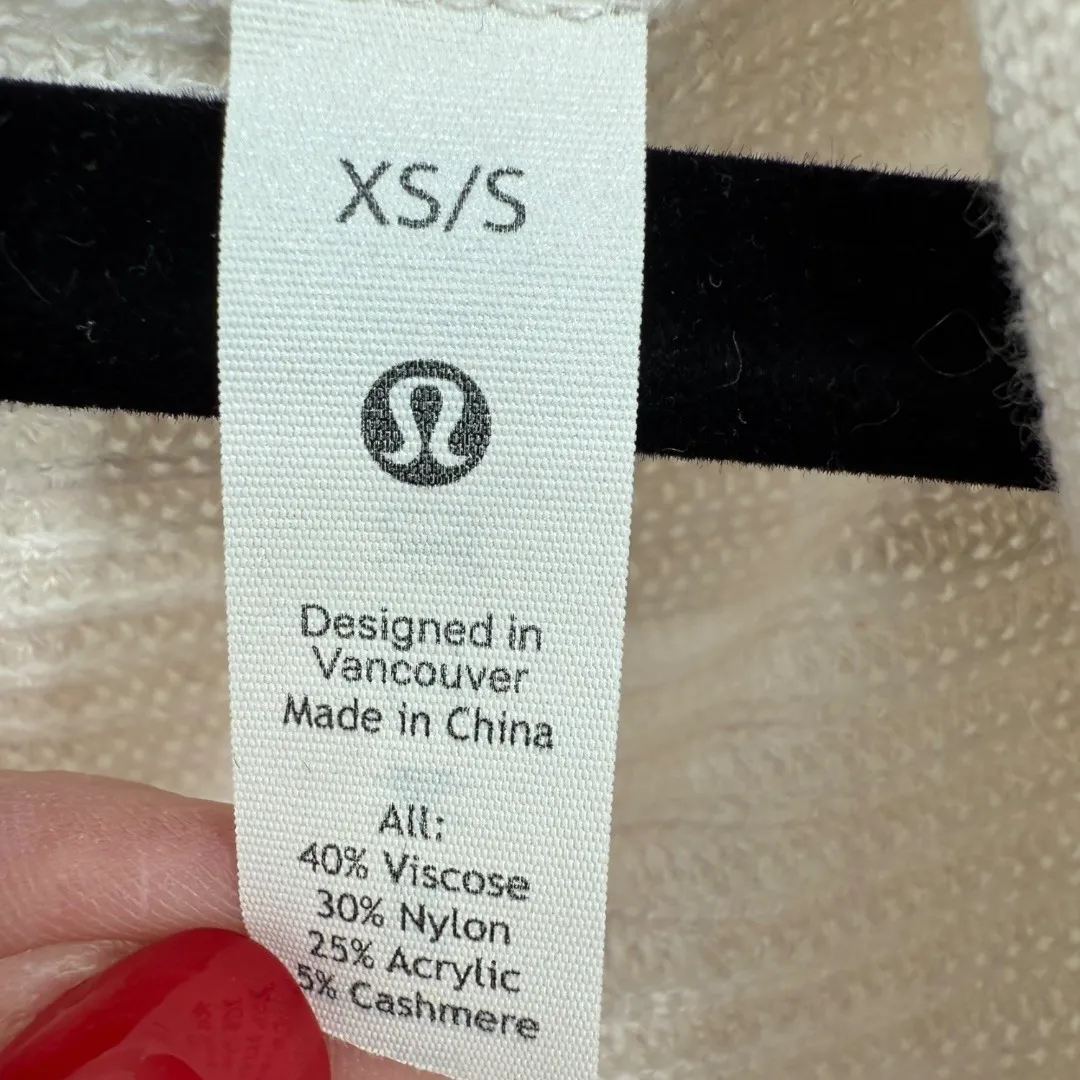Lululemon Women's Cashlu Knit Wrap Cardigan Sweater Cream Sz XS/S Cashmere Blend - Image 2