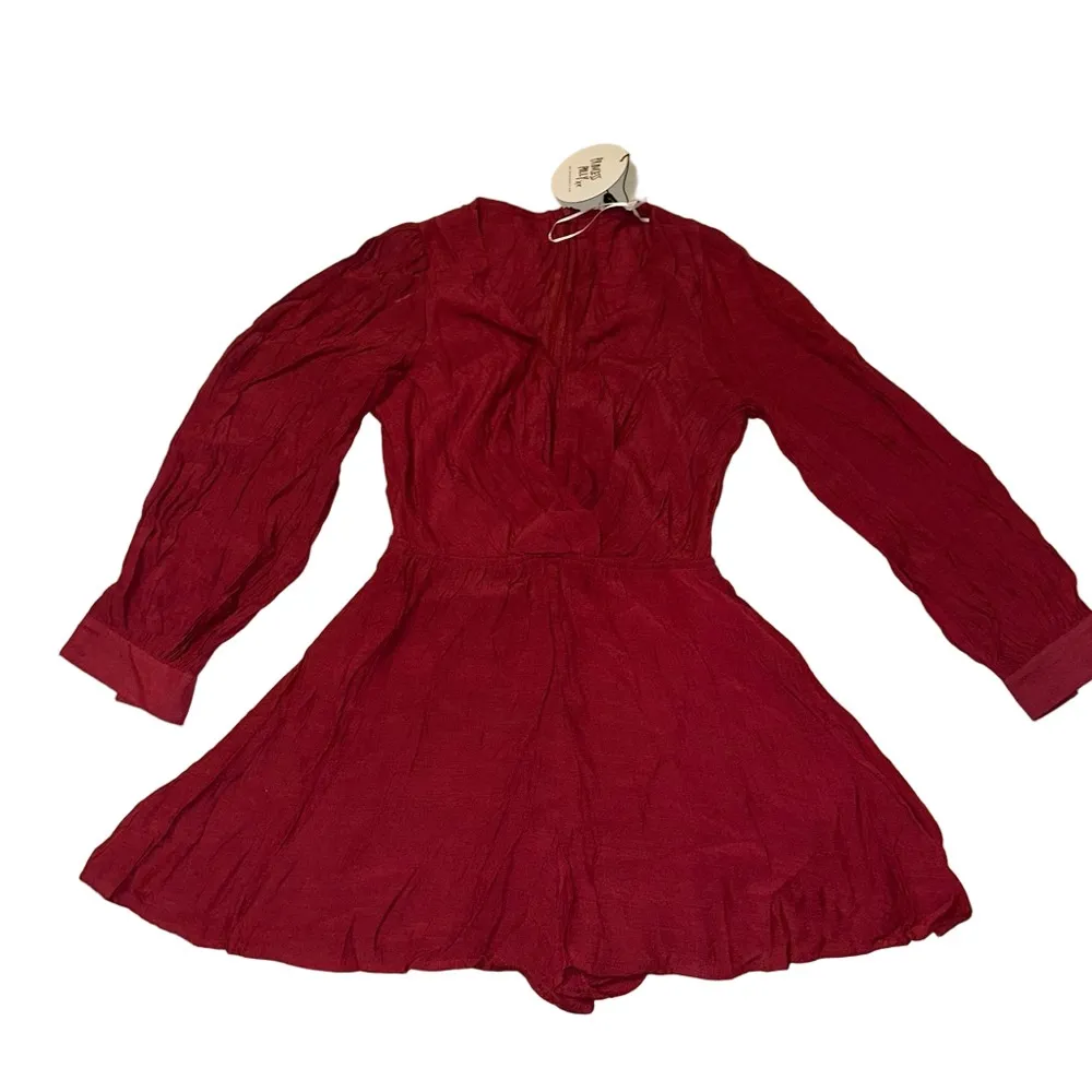 Princess Polly Moonscape Romper – Burgundy – Size Medium (US 6) - Image 3
