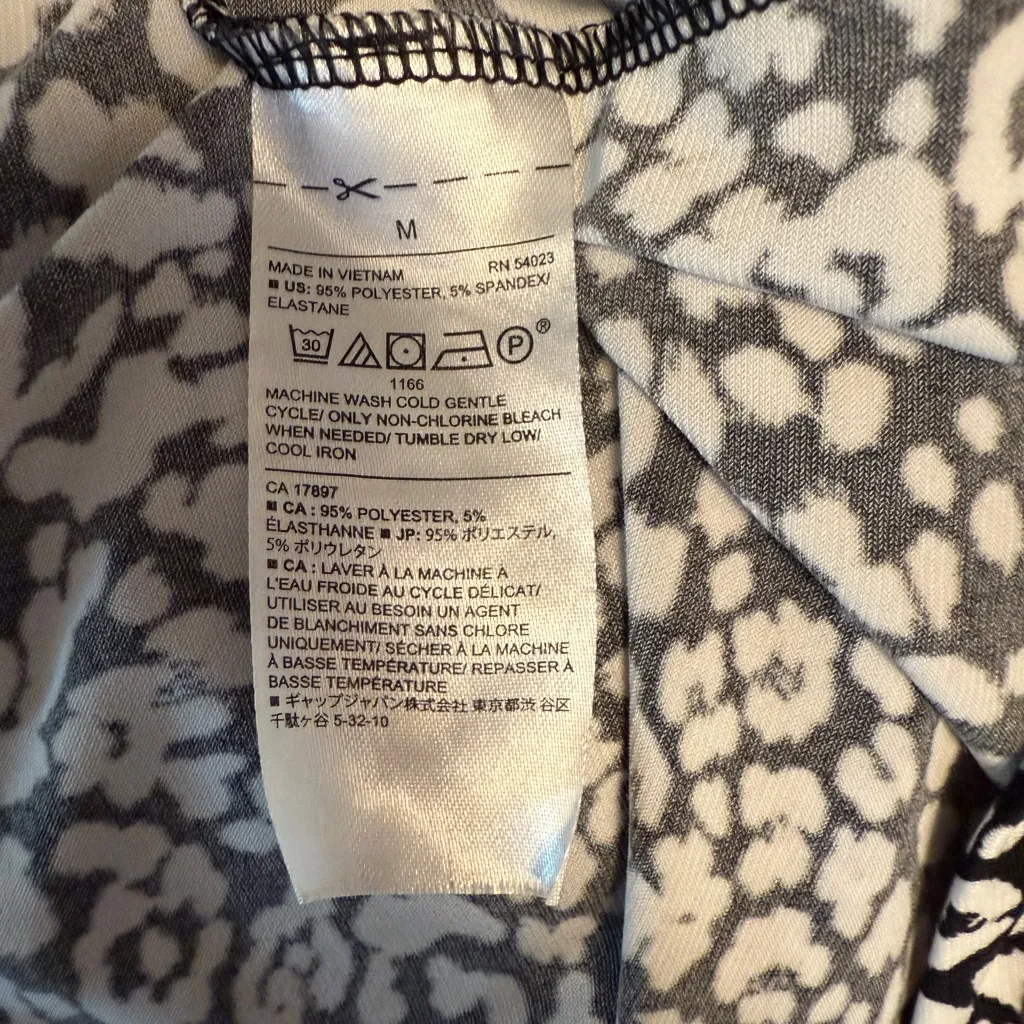 BANANA REPUBLIC BLACK & WHITE ABSTRACT STRETCH JERSEY KNIT WRAP DRESS MEDIUM - Image 5