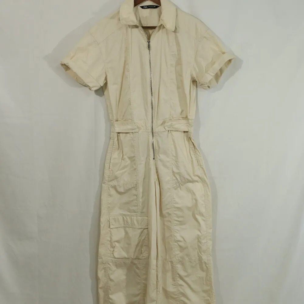 Zara Utility Jumpsuit Beige Short Sleeve Zip Front Size xs - Image 2