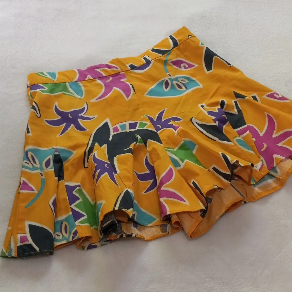 Zara Ruffled Island Geometric Print Yellow Multicolored Shorts NWT - Image 3