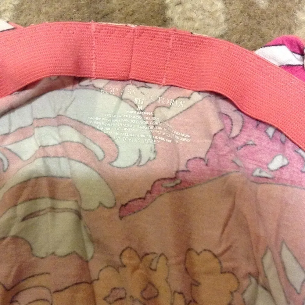 Body‎ by Victoria's Secret top - Image 3