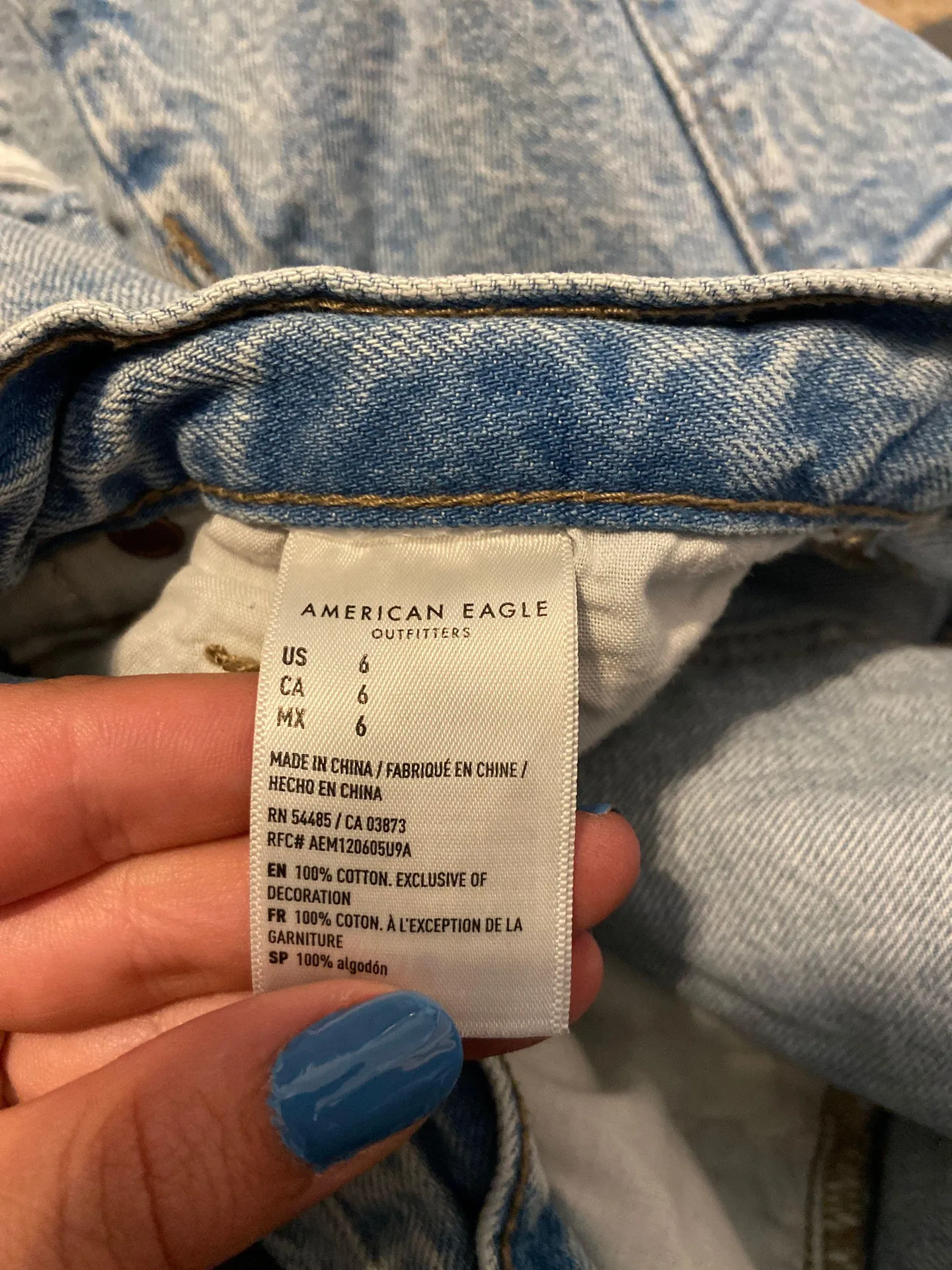 American Eagle Mom Shorts - Image 3