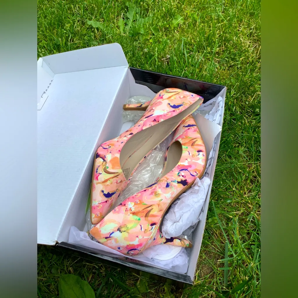 Ladies pointed toe pump on mid heels 🌸🌼🌸 Pink Size 10 - Image 10