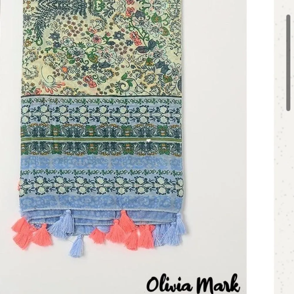 Olivia Mark Very nice nwot! Scarf! Pretty feminine design Purple - Image 4