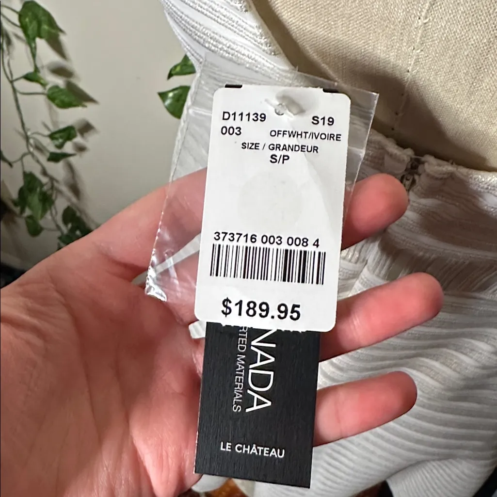 Le Château Canada Fit & Flare Open Back Cocktail Mini Dress High Neck NWT - Image 4