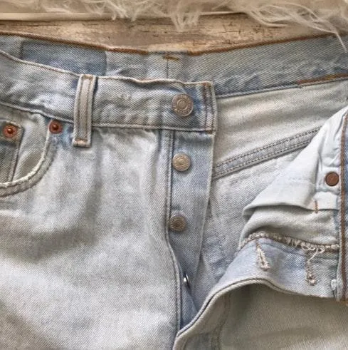 Vintage 501 Cut Off Distressed High Rise Waisted Denim Shorts - Image 6