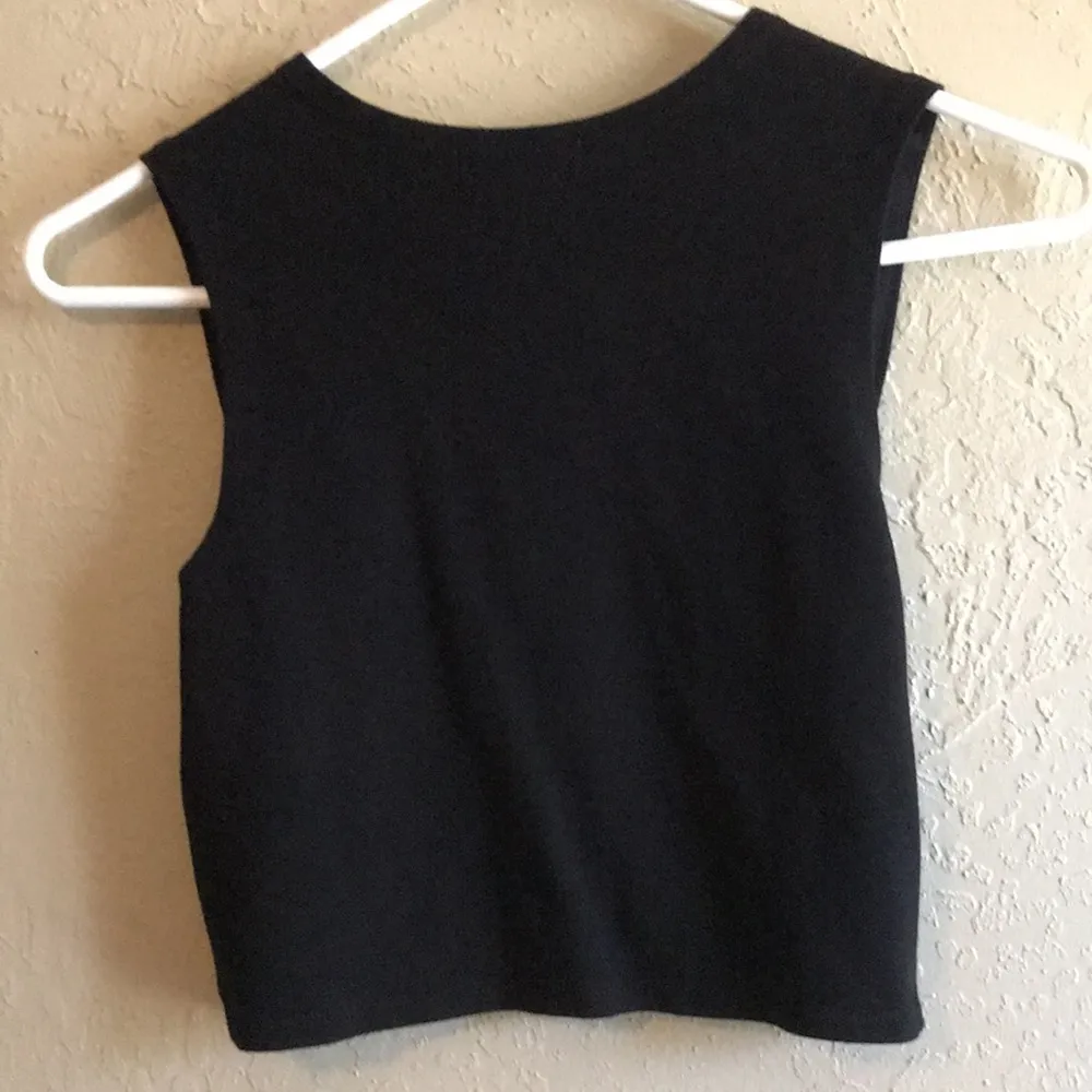 Hot gal double v tank crop top - Image 2