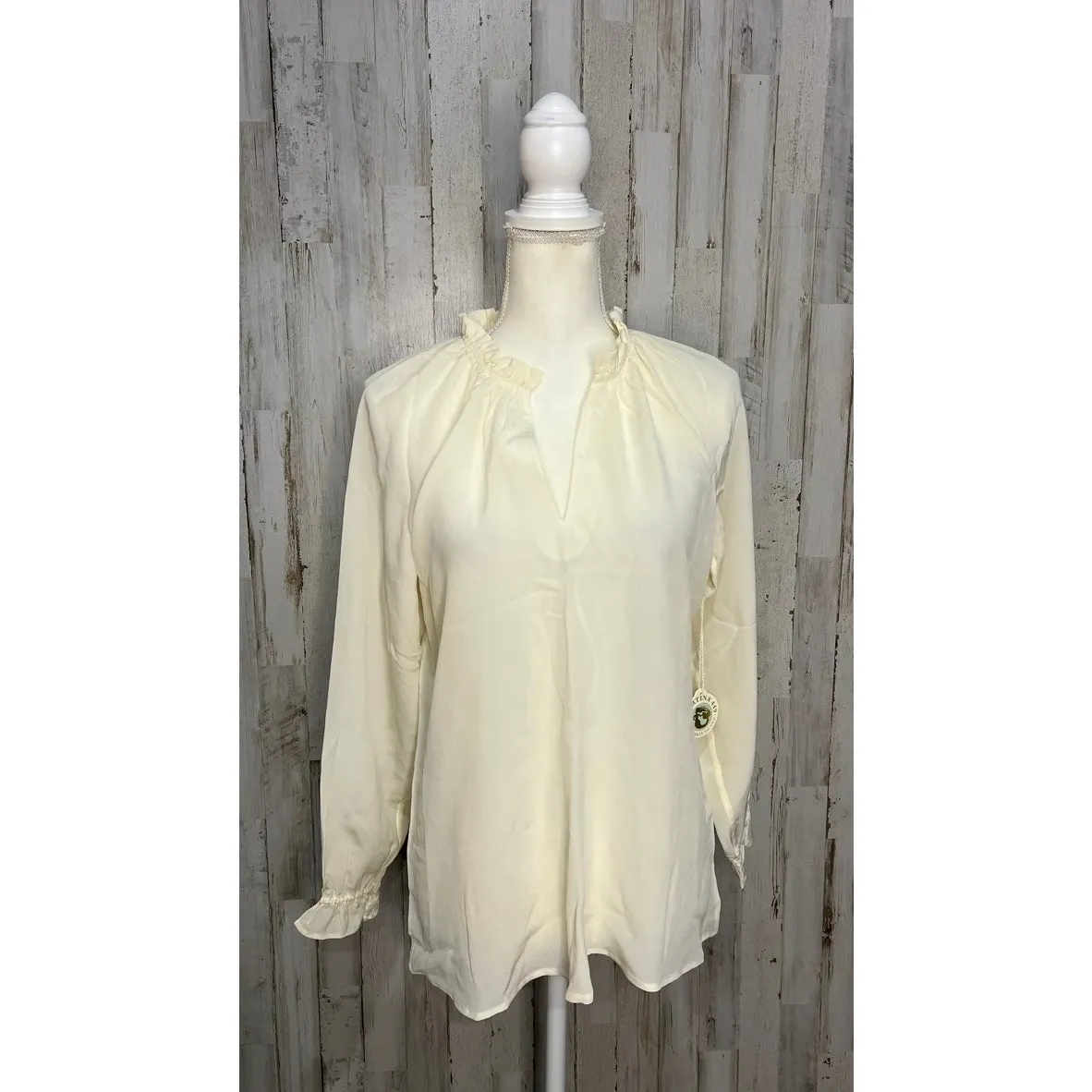 NWT Spartina 449 Women's Ivory Ruffle Neck Long Sleeve Blouse Size Small Casual‎ - Image 2