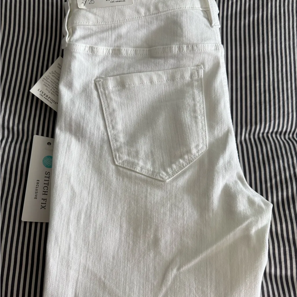 NWT - Liverpool Los Angeles Cropped Skinny Jean 
Brand New with Tags - Image 3