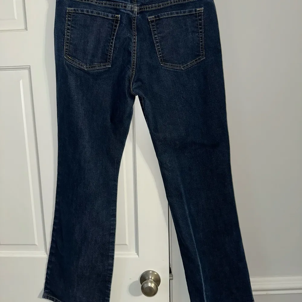 Gap Premium Bootcut Jeans - Image 3
