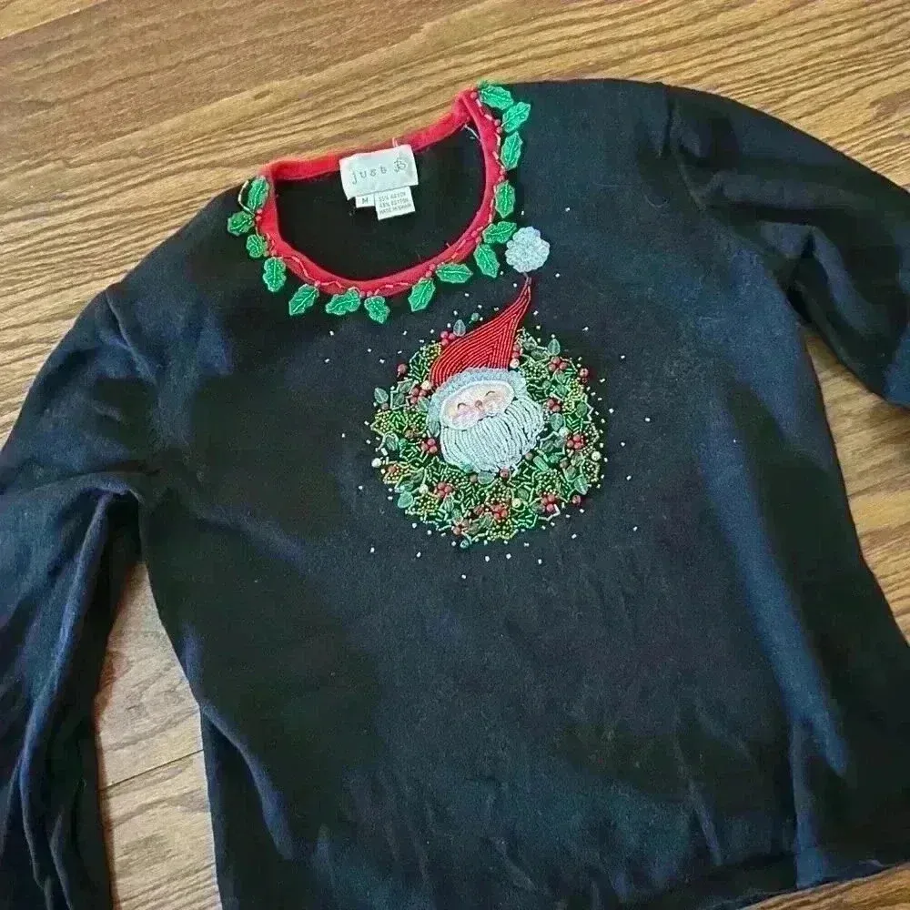 Christmas Sweater Beaded Santa Holly and Jingle Bells Shoulder Pads Size Medium - Image 5