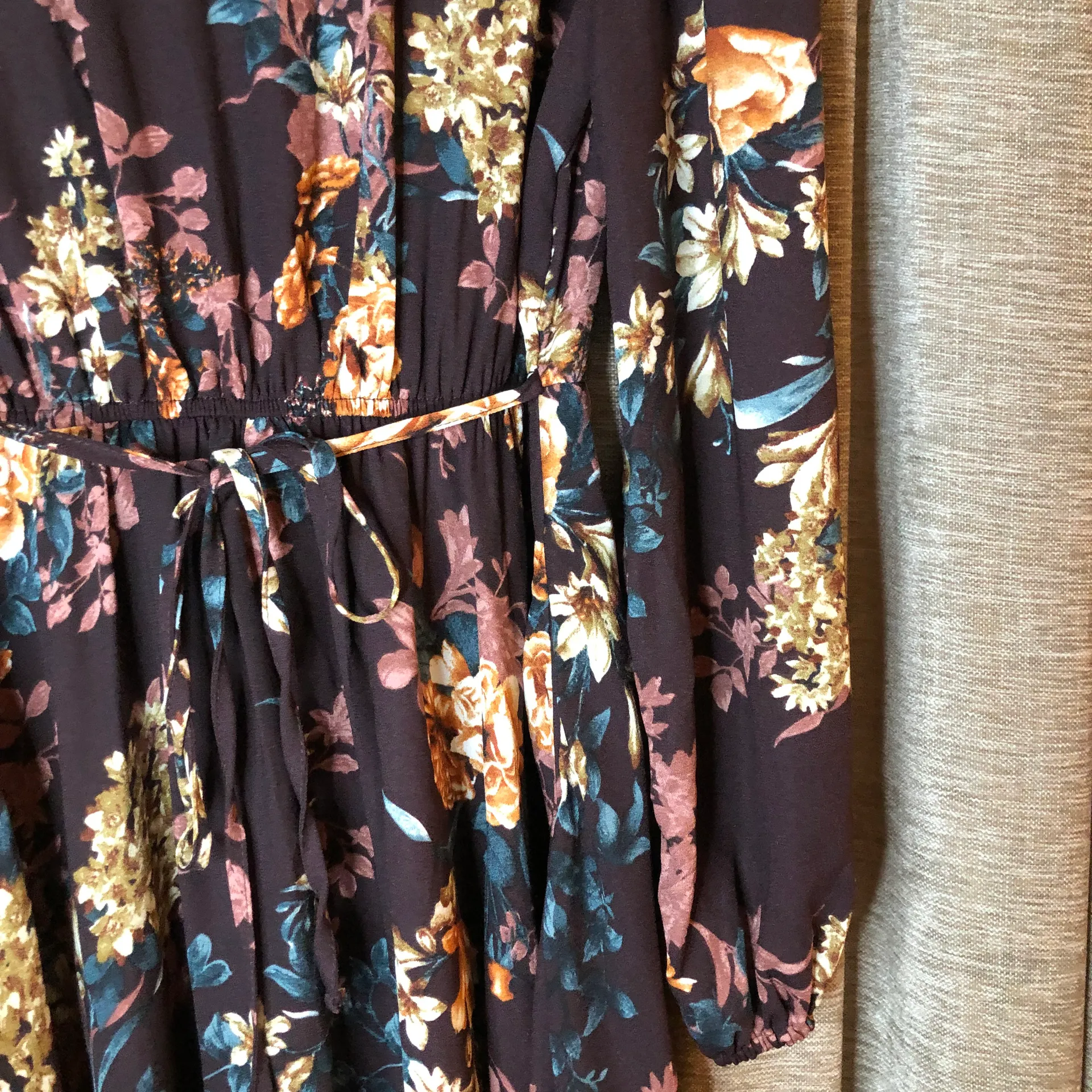 Xhiliration Wine Floral Print Long Sleeve Scoop Neck Ruffle Front Dress Medium - Image 14