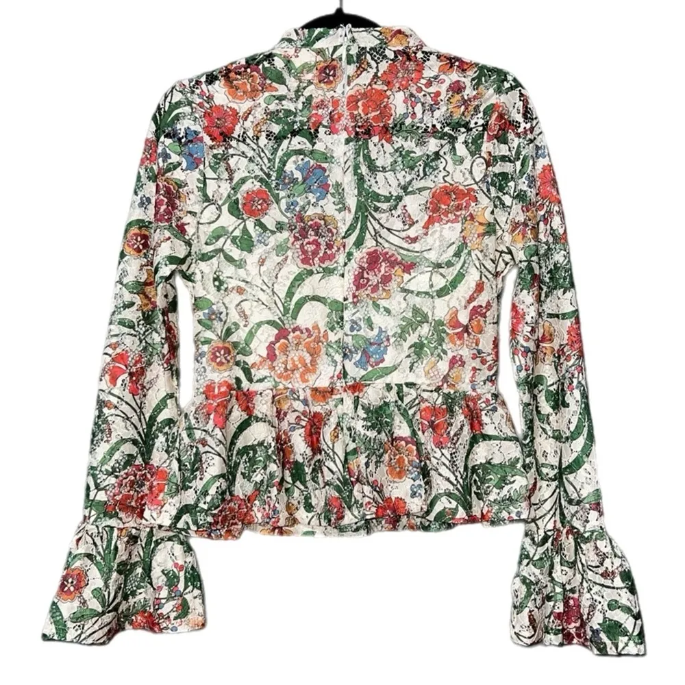 Flying Tomato women’s size small 3/4 zip up back lace floral bell sleeve spring - Image 4