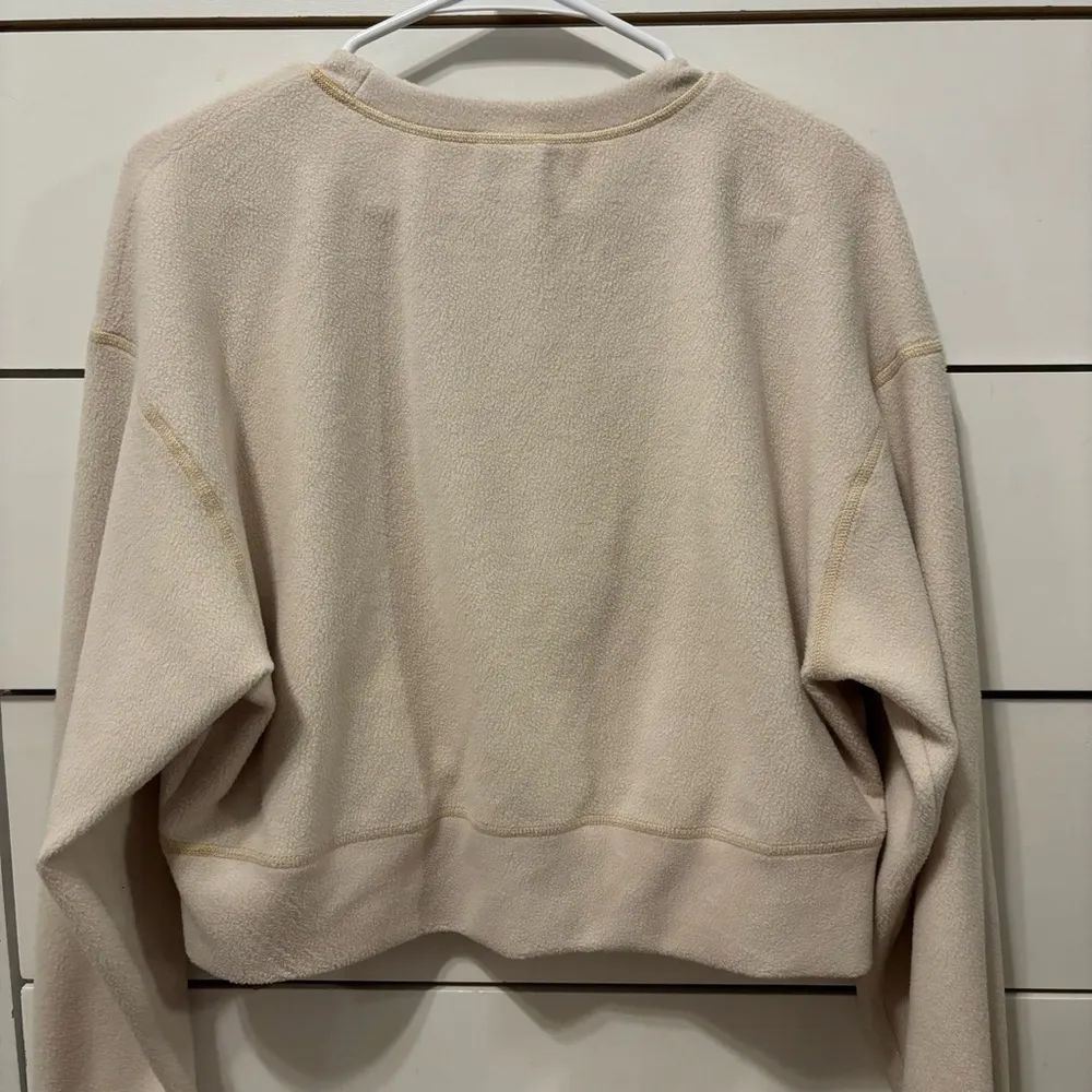 Nike Therma Icon Clash Short Long Sleeves Training Pullover NWOT - Image 3