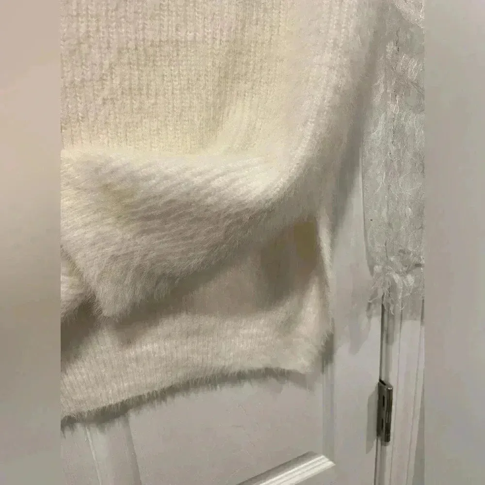 Muche et Muchette Soft Fuzzy Ribbed Cream Sweater Floral Lace Sleeves Size OS - Image 6