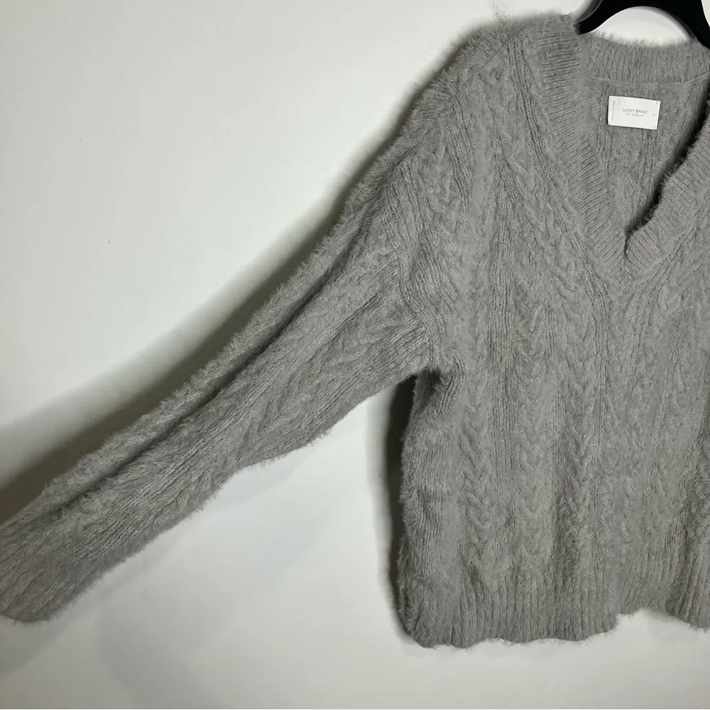 Lucky Brand cable knit v-neck eyelash sweater gray womens size large winter cozy - Image 6