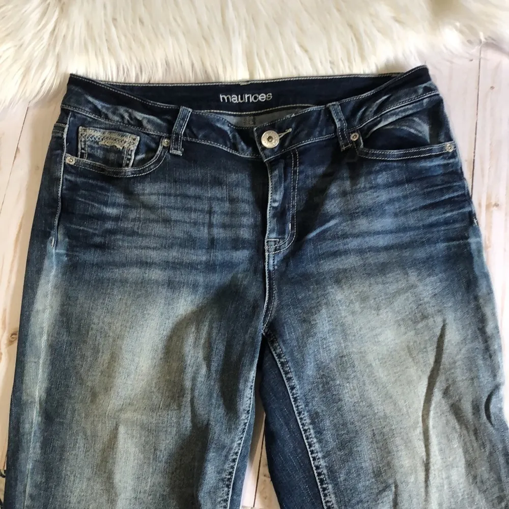 Maurices Capri jeans size 9/10 - Image 2