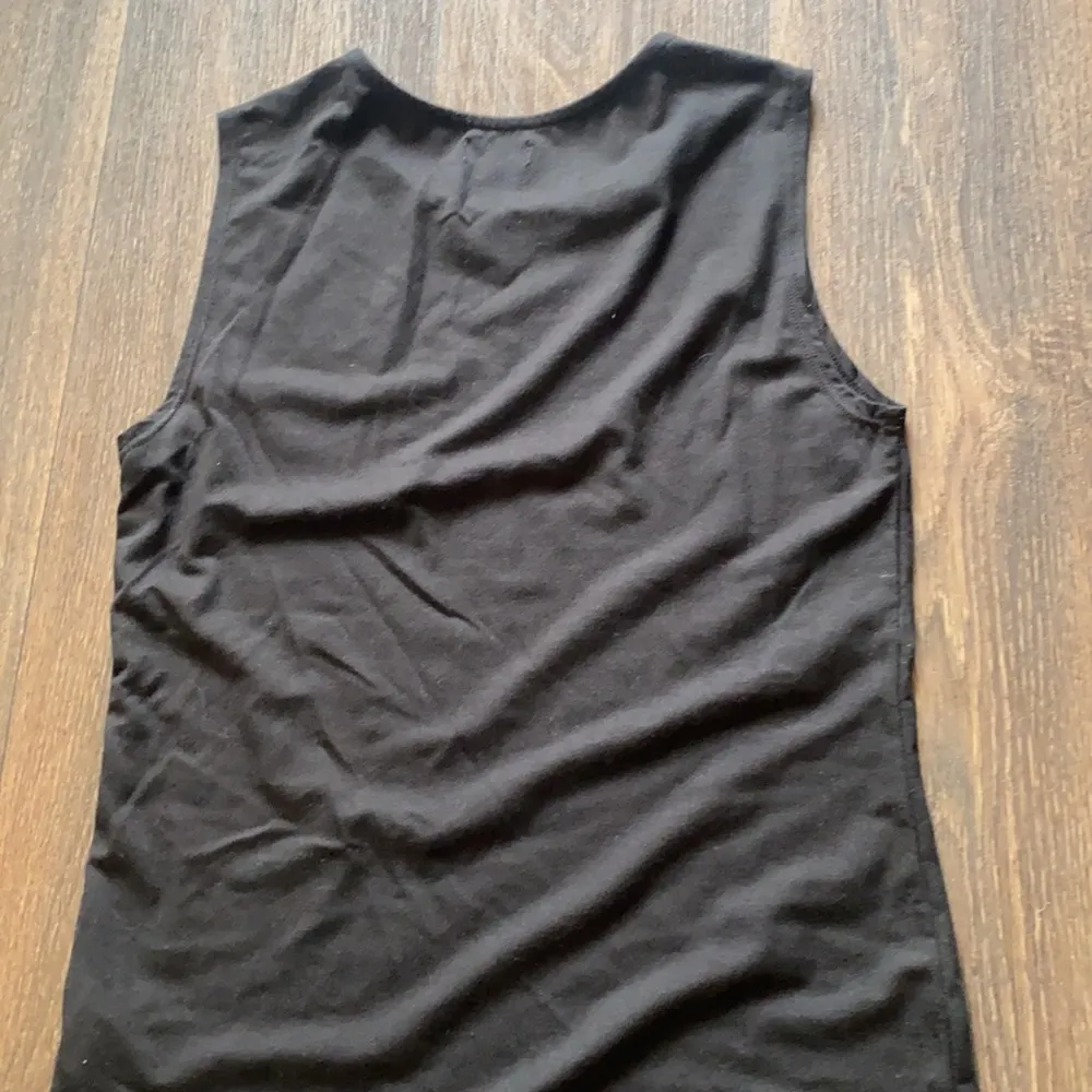 Black Tank Top - Image 5