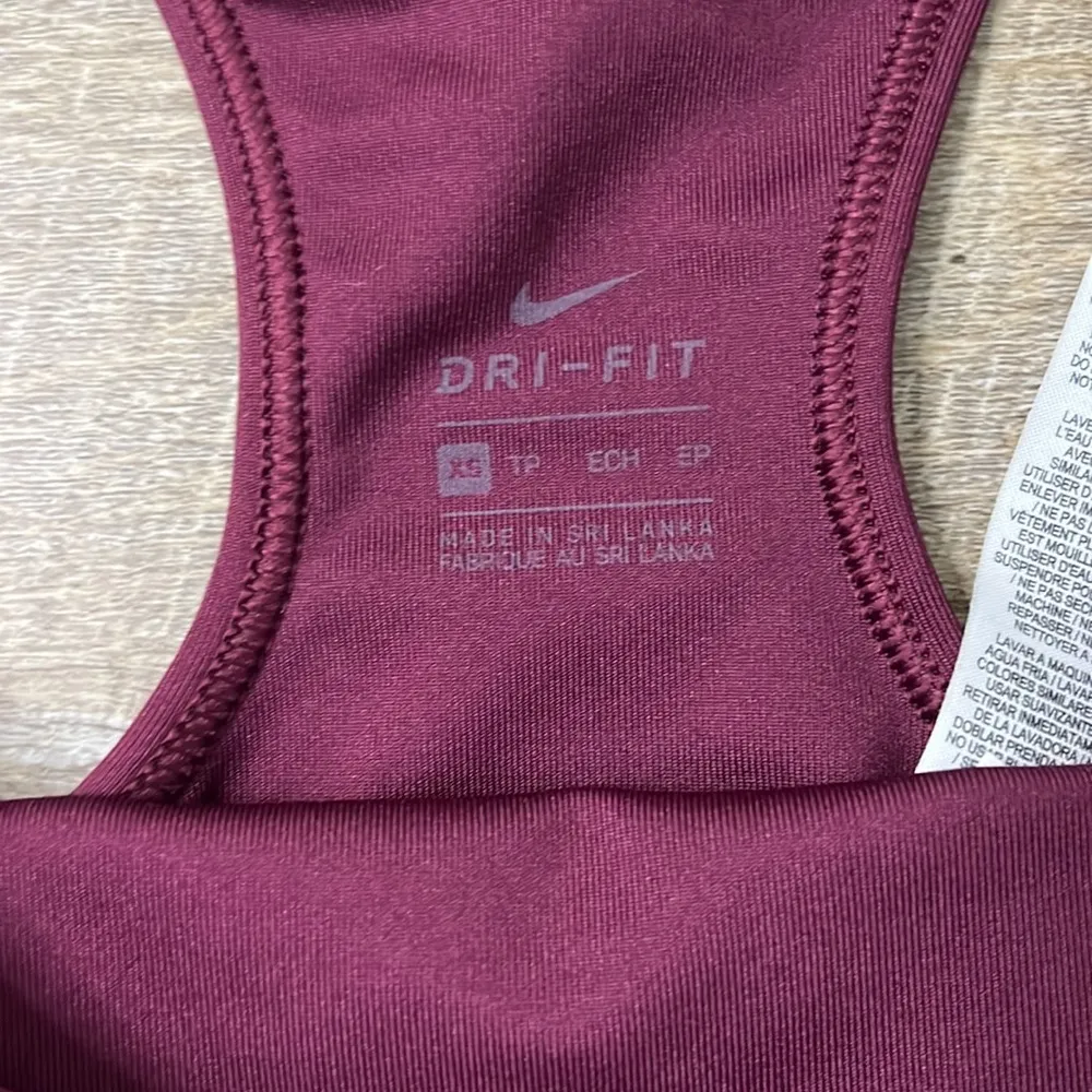 Nike Maroon Sports Bra Size XS - Image 2