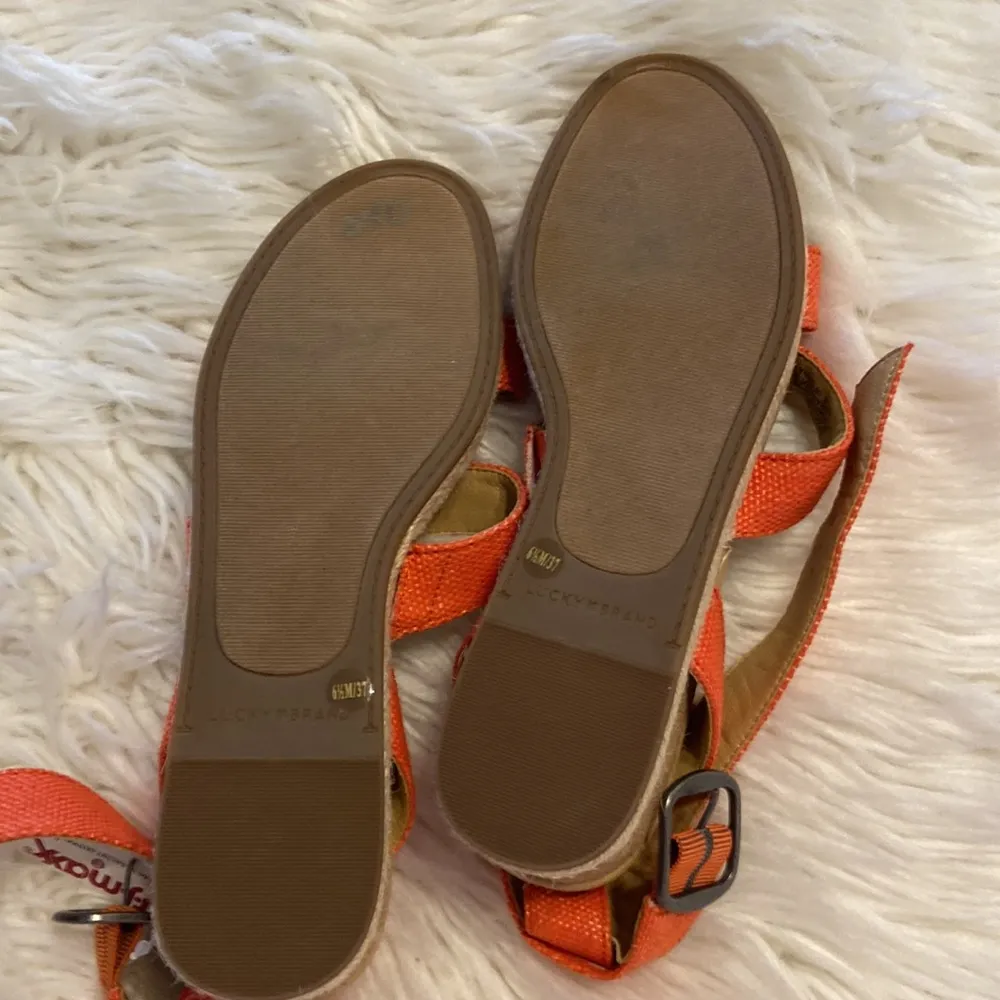 Lucky 🍀 Sandals die 6.5 brand new color orange leather upper - Image 6