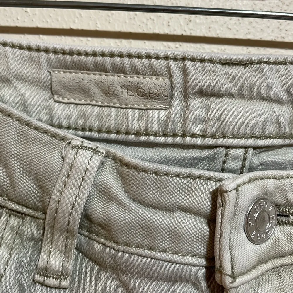 Anthropologie  Pilcro The Breaker Barrel Tapered Leg Pleated Jeans Pants Size 27 - Image 2