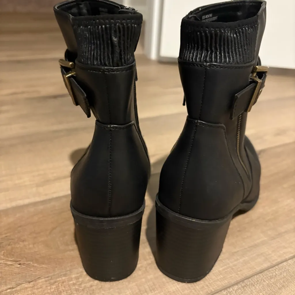 White Mountain Smooth Dessert Zipper Buckle Heeled Booties Black Shoe Size‎ 8.5 - Image 3