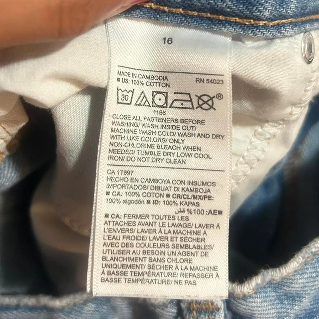 Denim shorts with hearts - Image 6