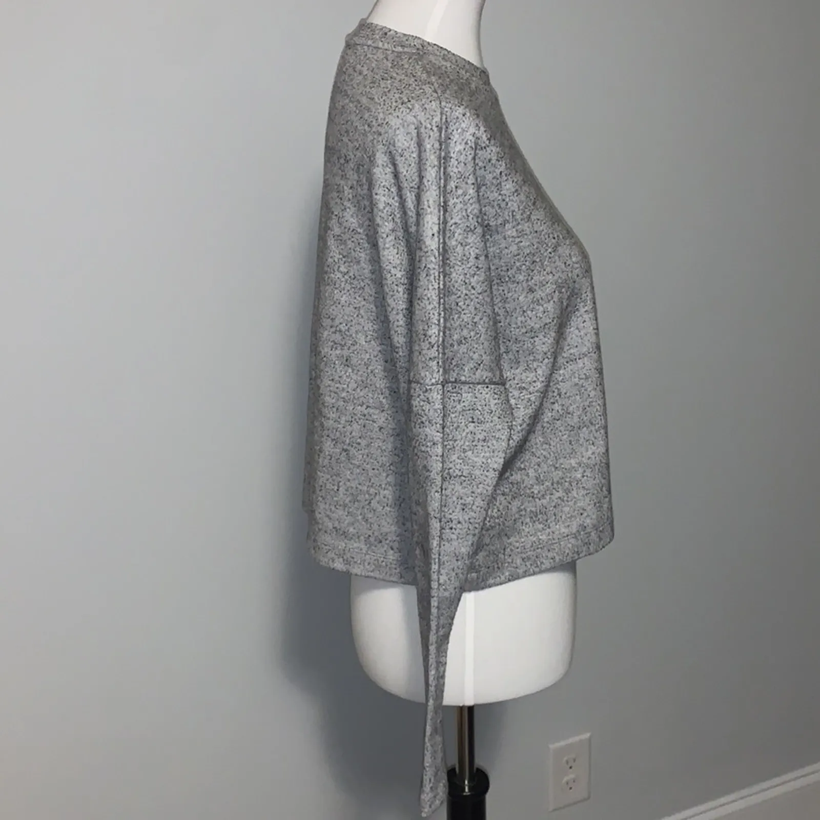 Vineyard Vines Cropped Crew Neck Long Sleeve Gray Knit Marled Top Sz XS - Image 6