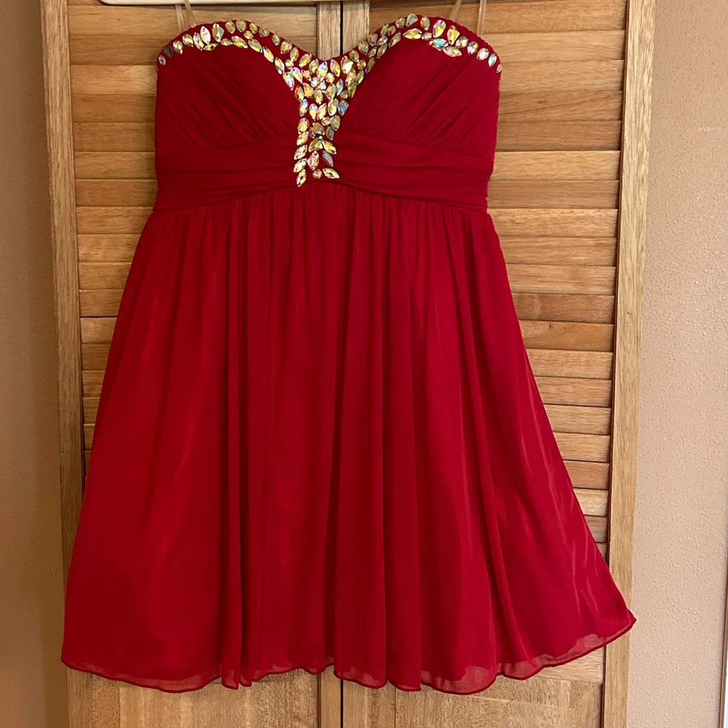 My Michelle Short Cocktail Dress Juniors Size 3 Red Strapless Ruched Embellished - Image 4