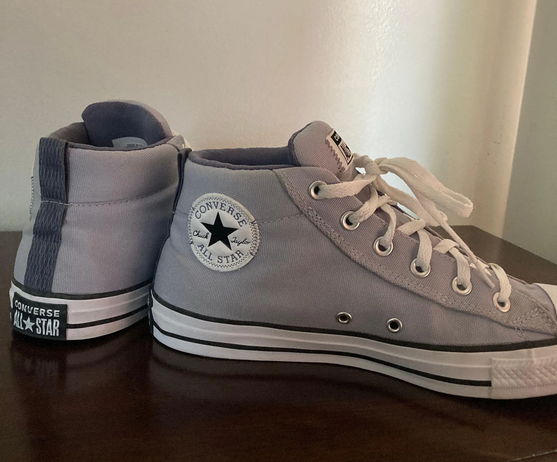 Gray Chuck Taylor - Image 6