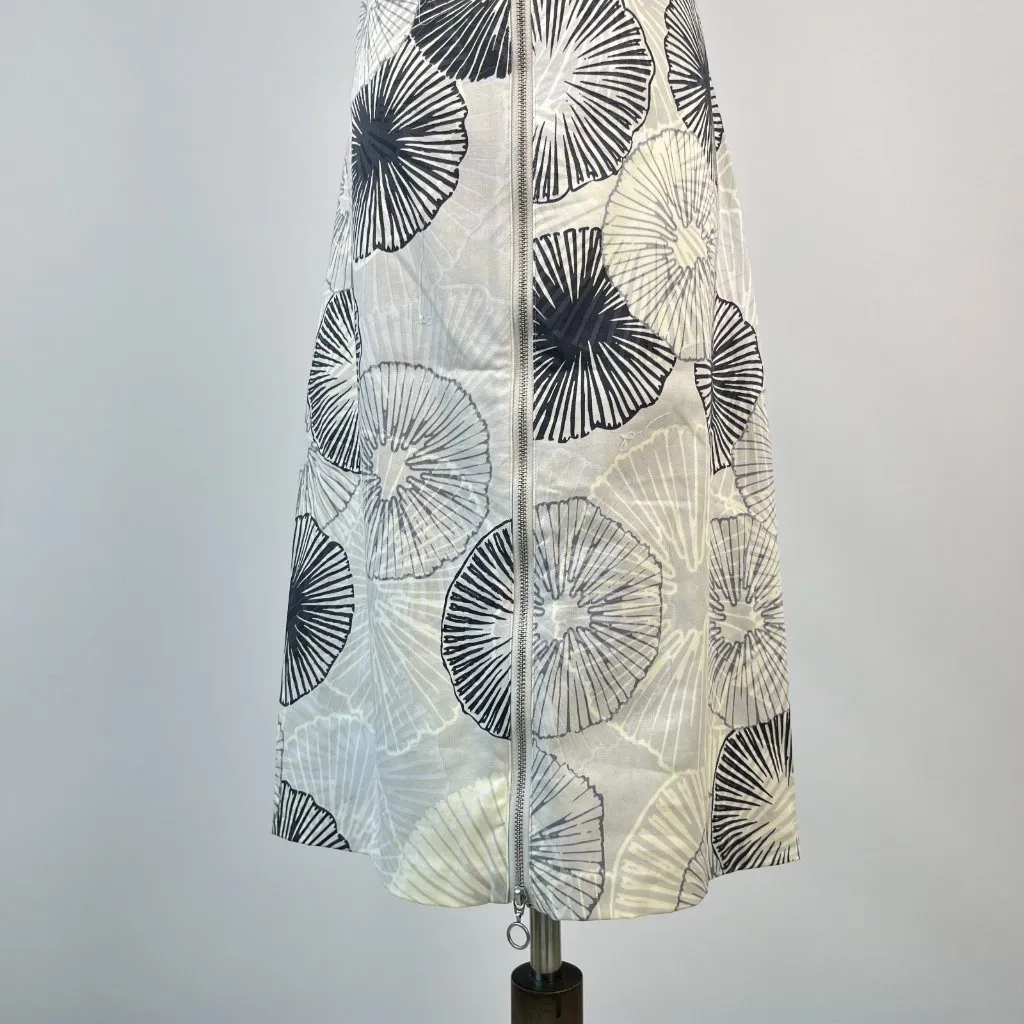 NWOT Mint Velvet Shift Bodycon Sleeveless V - Image 7