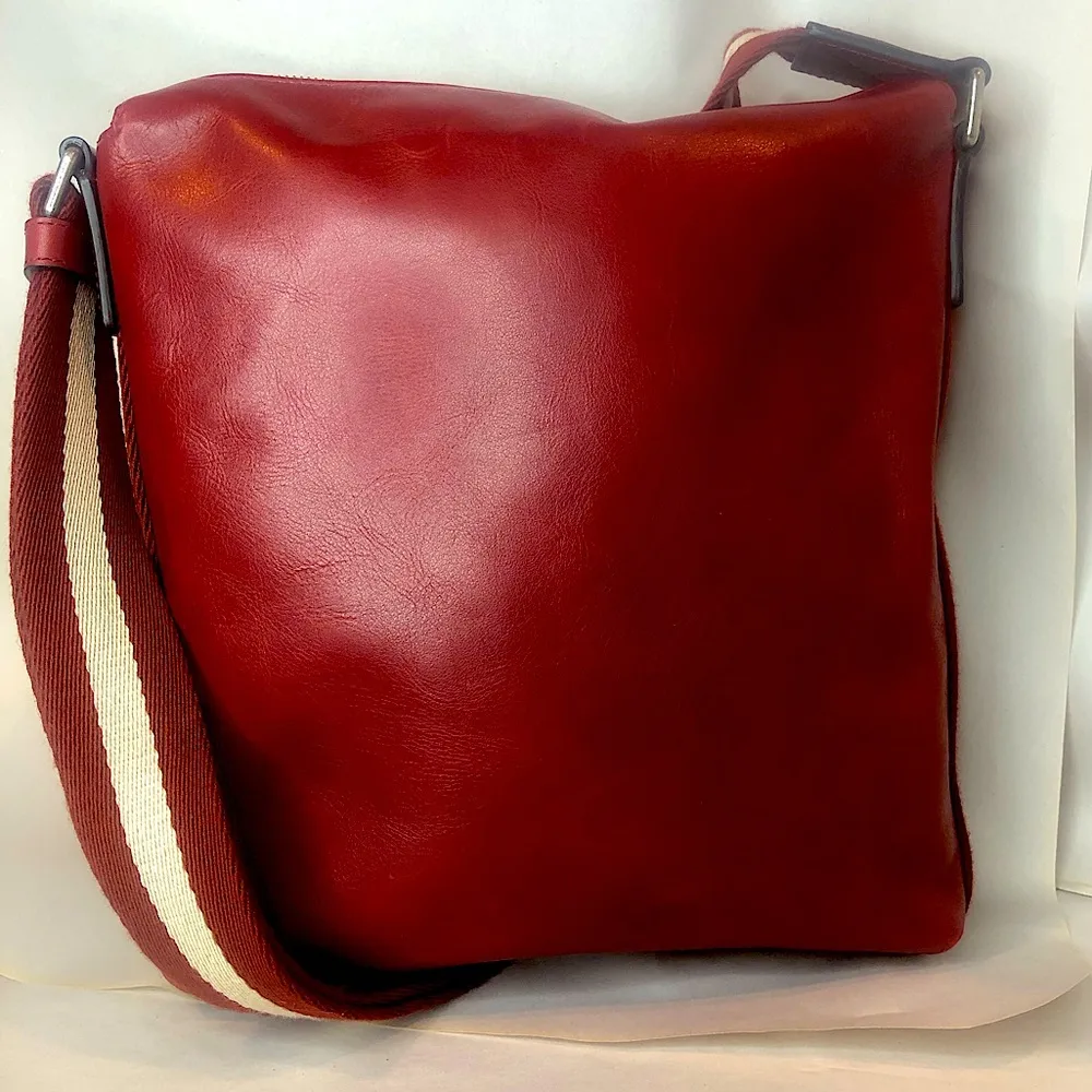 BALLY Red Leather Top Zip Crossbody Shoulder Bag w/ Red White Striped Strap EUC - Image 2