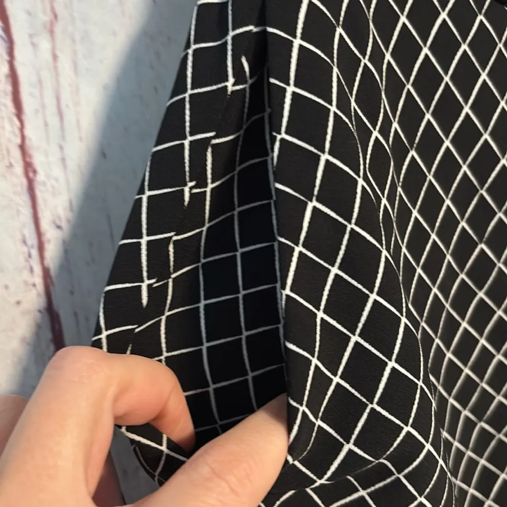 NWOT Nordstrom brand Elegant Black and White Checkered Skirt - Image 6