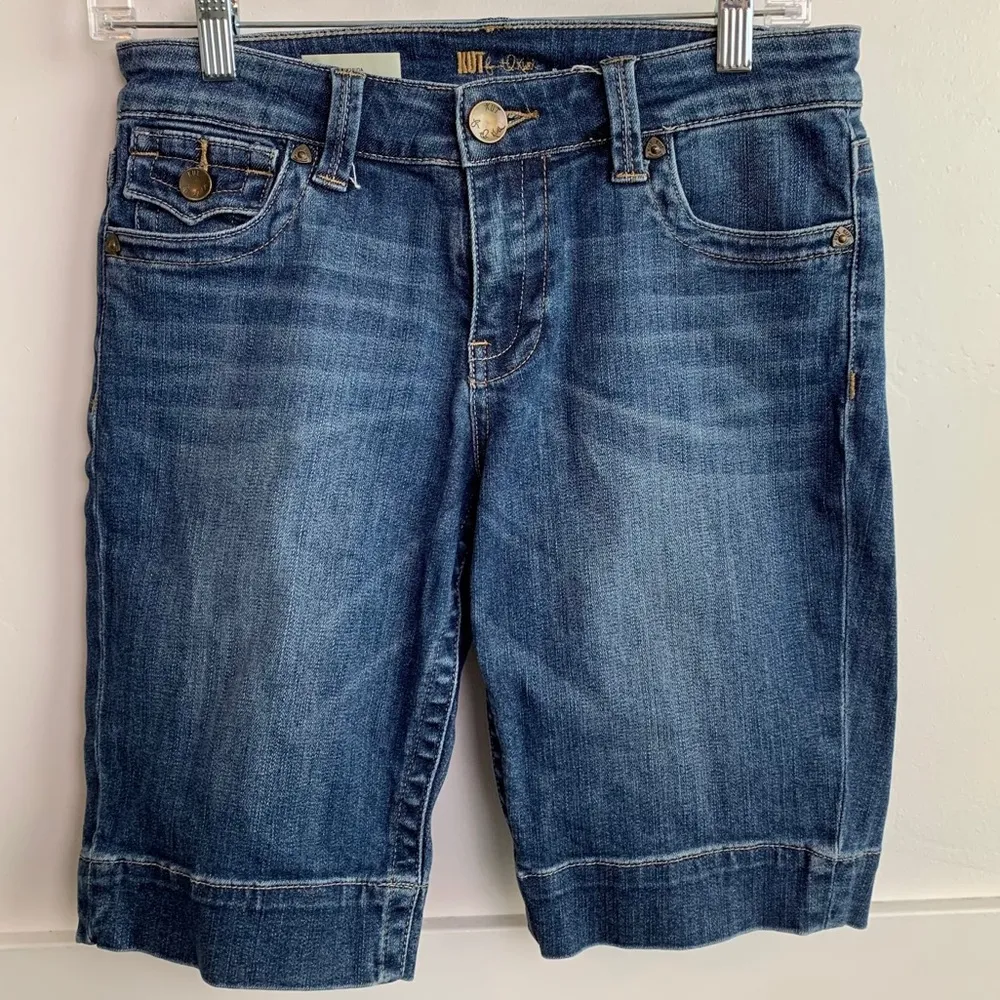 Kut From The Kloth Medium Wash Natalie Bermuda Shorts - Image 2