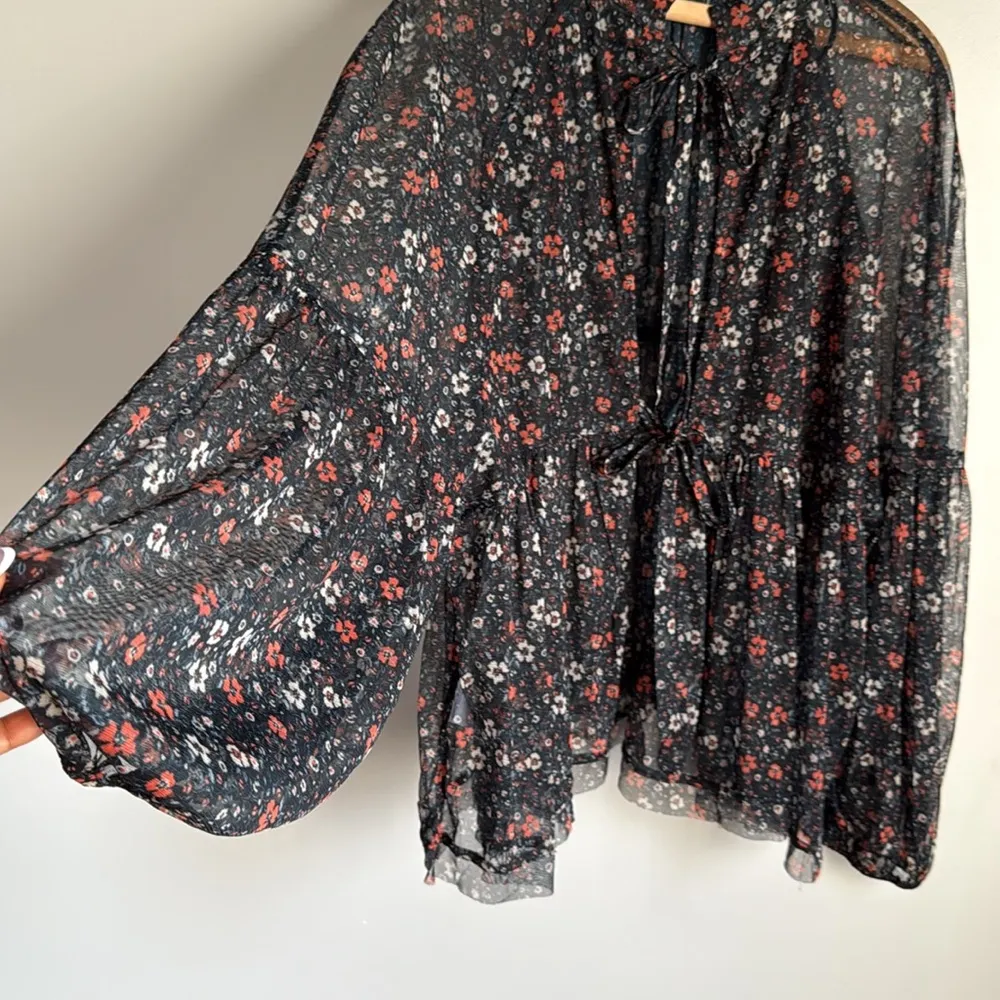 Free People Open Back Sweet Heart Top Medium - Image 5