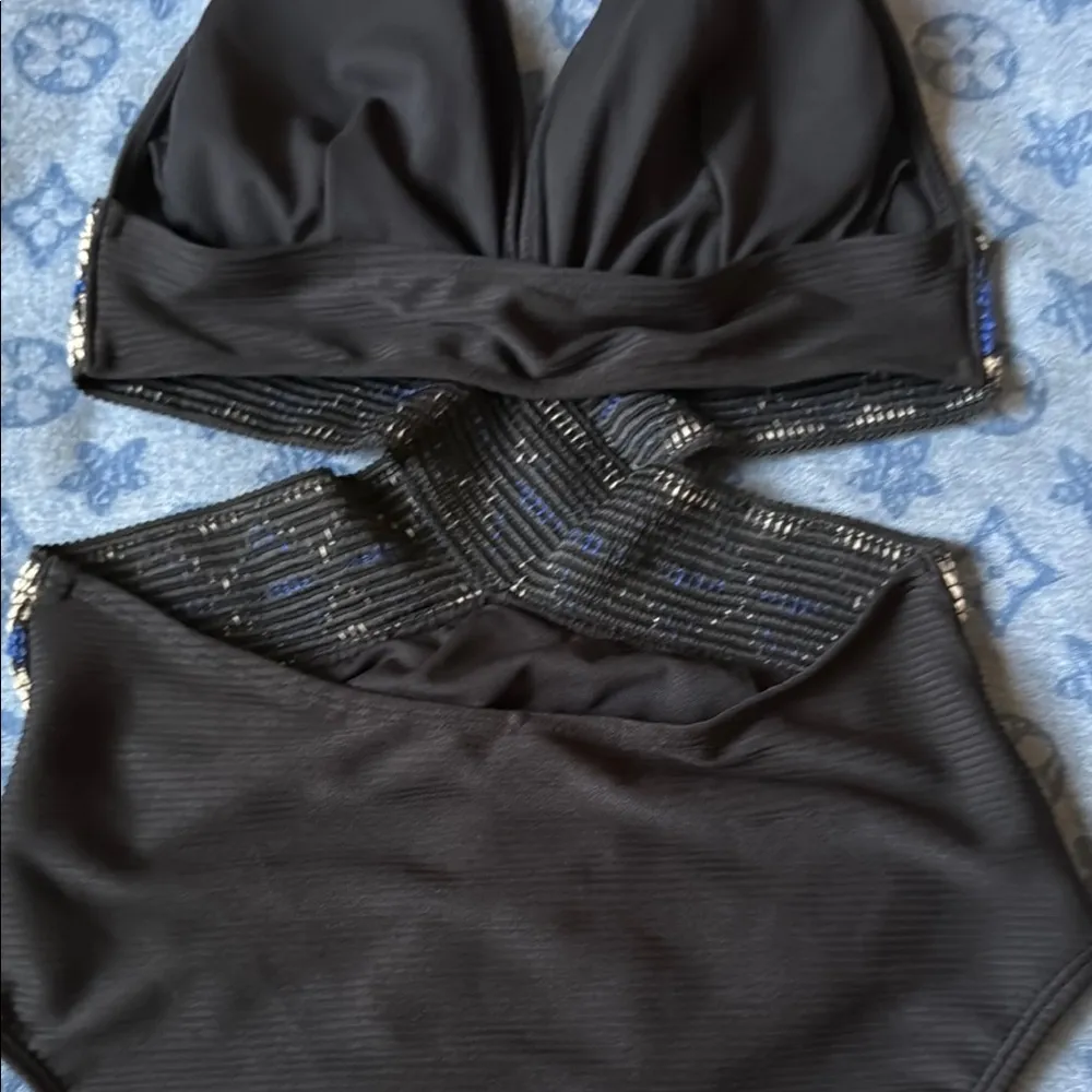 Cupshe Black and Blue One Piece Swimsuit with Halter Neck and Cut-Outs NWOT - Image 5