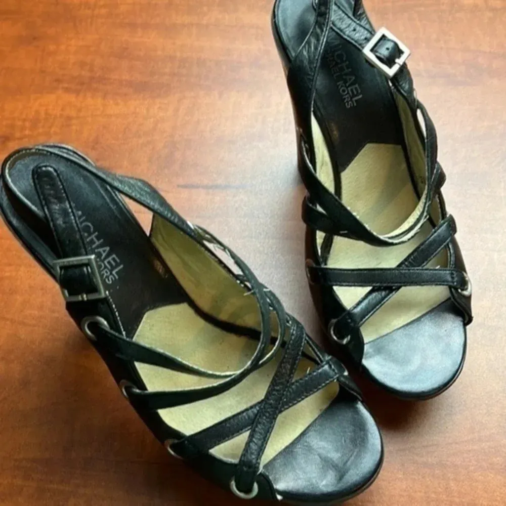 Michael Kors   Ladies shoe 8.5 M - Image 2